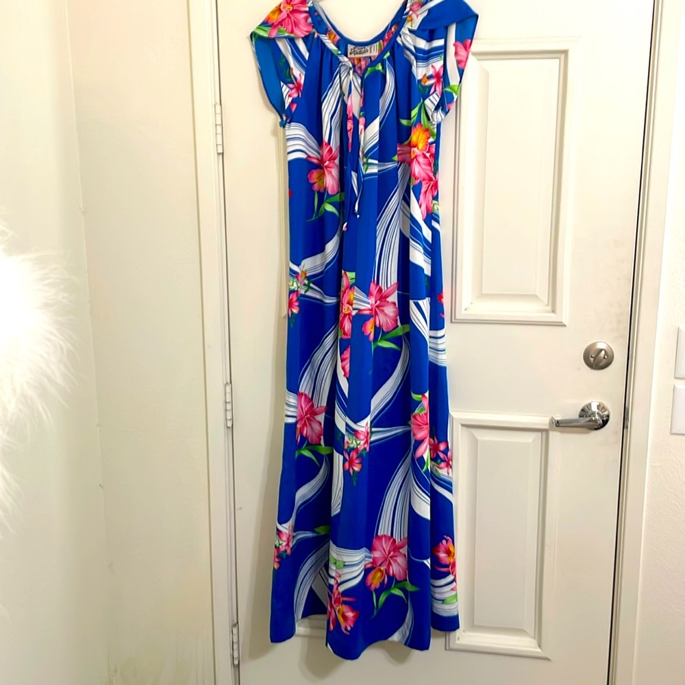 Hilo Hattie’s Resort  Dress   Sz M